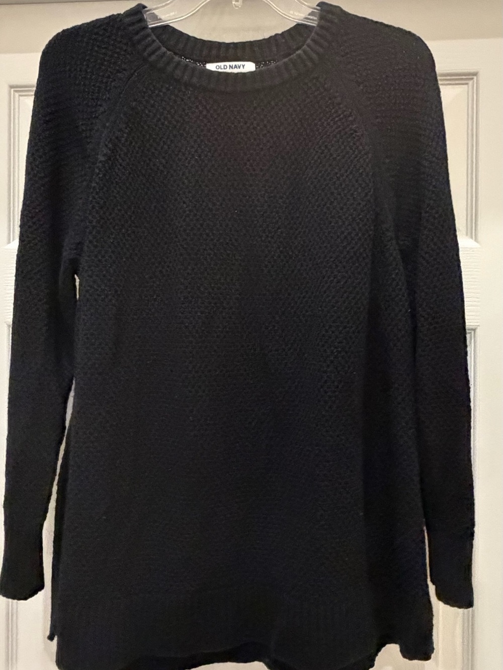Old Navy Women's Black Crewneck Knit Sweater